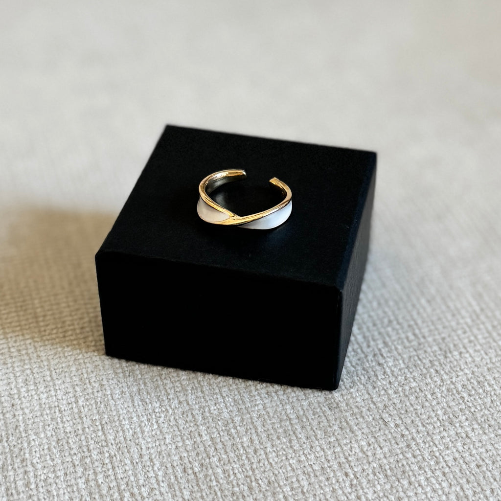Theo Ring Adjustable