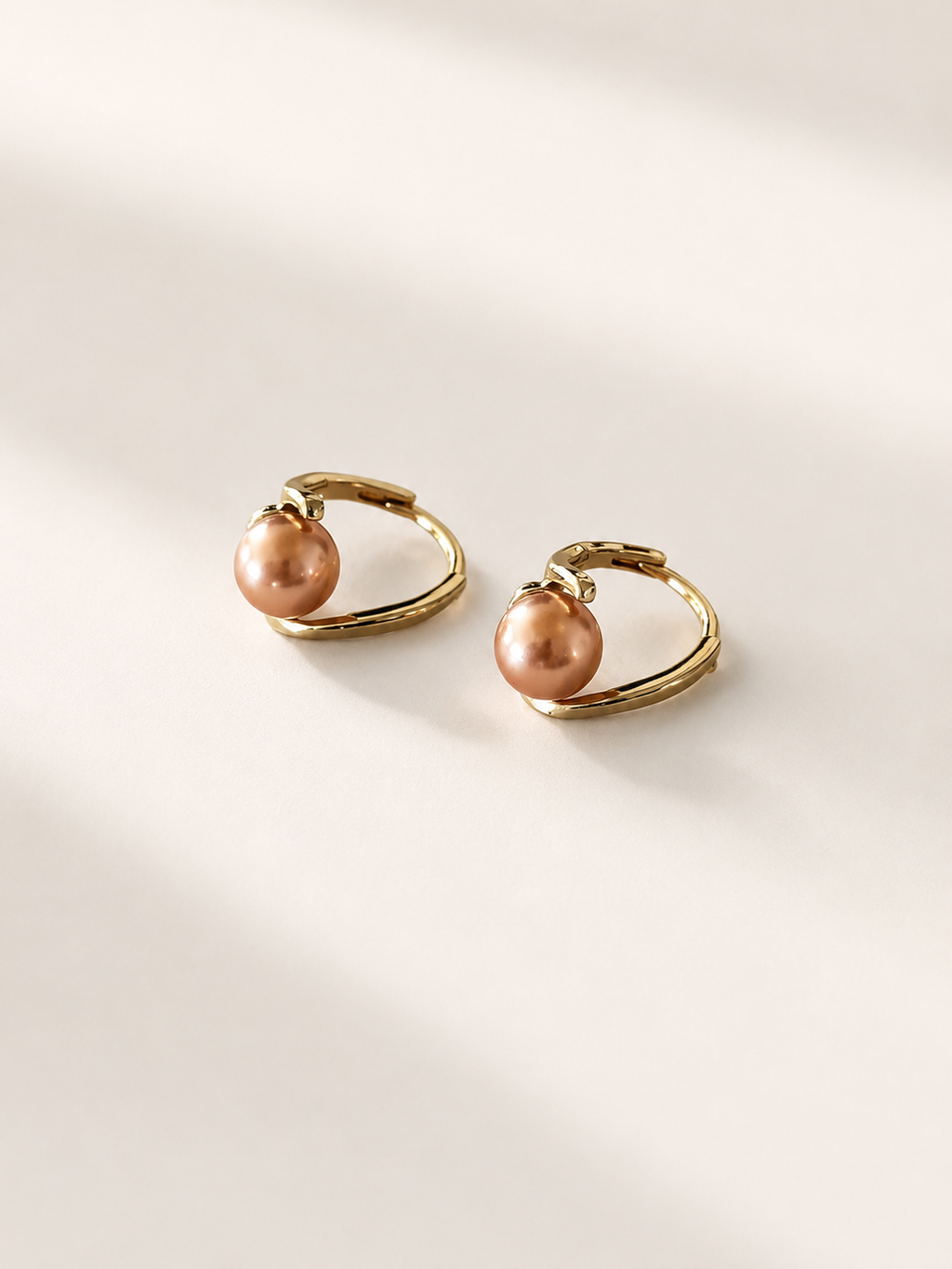 Dove Pearl Earrings