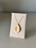 Taryn Oyster Shell Necklace