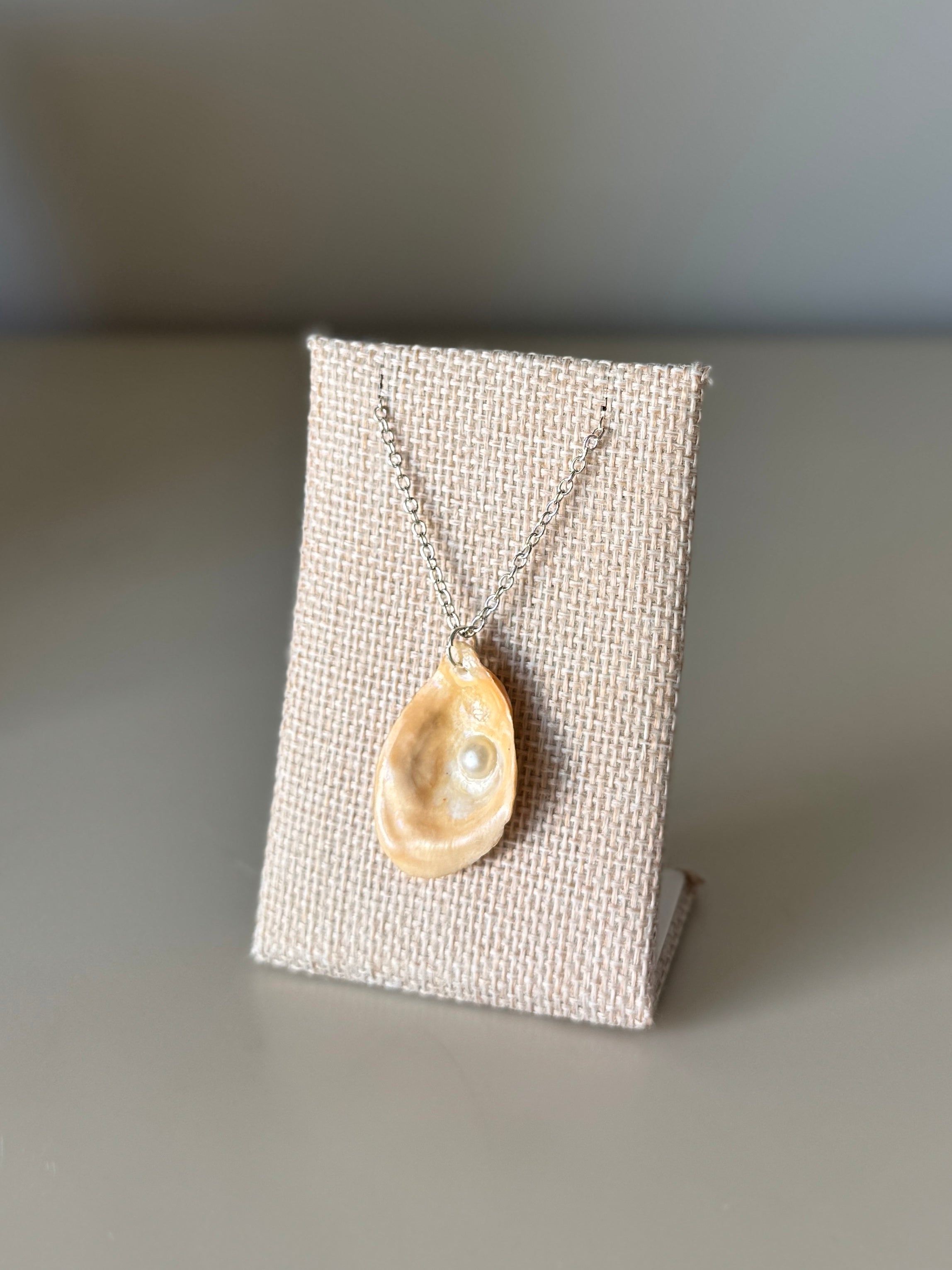 Taryn Oyster Shell Necklace