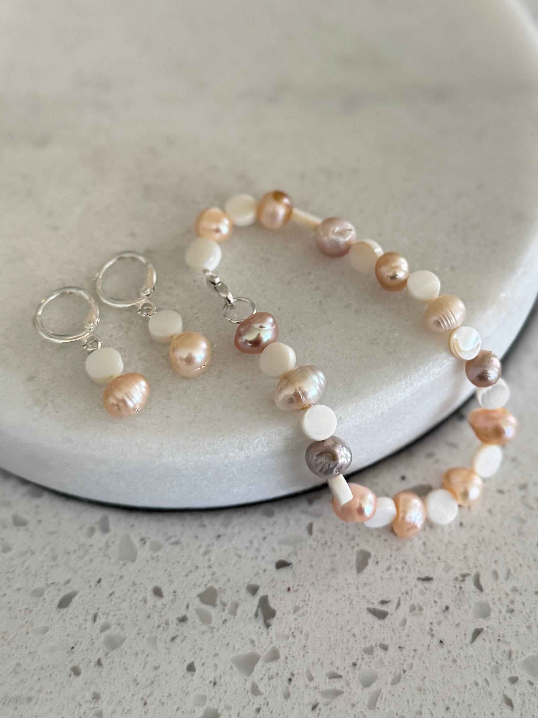 Matching Bracelet and Earring Set ~ Pearl