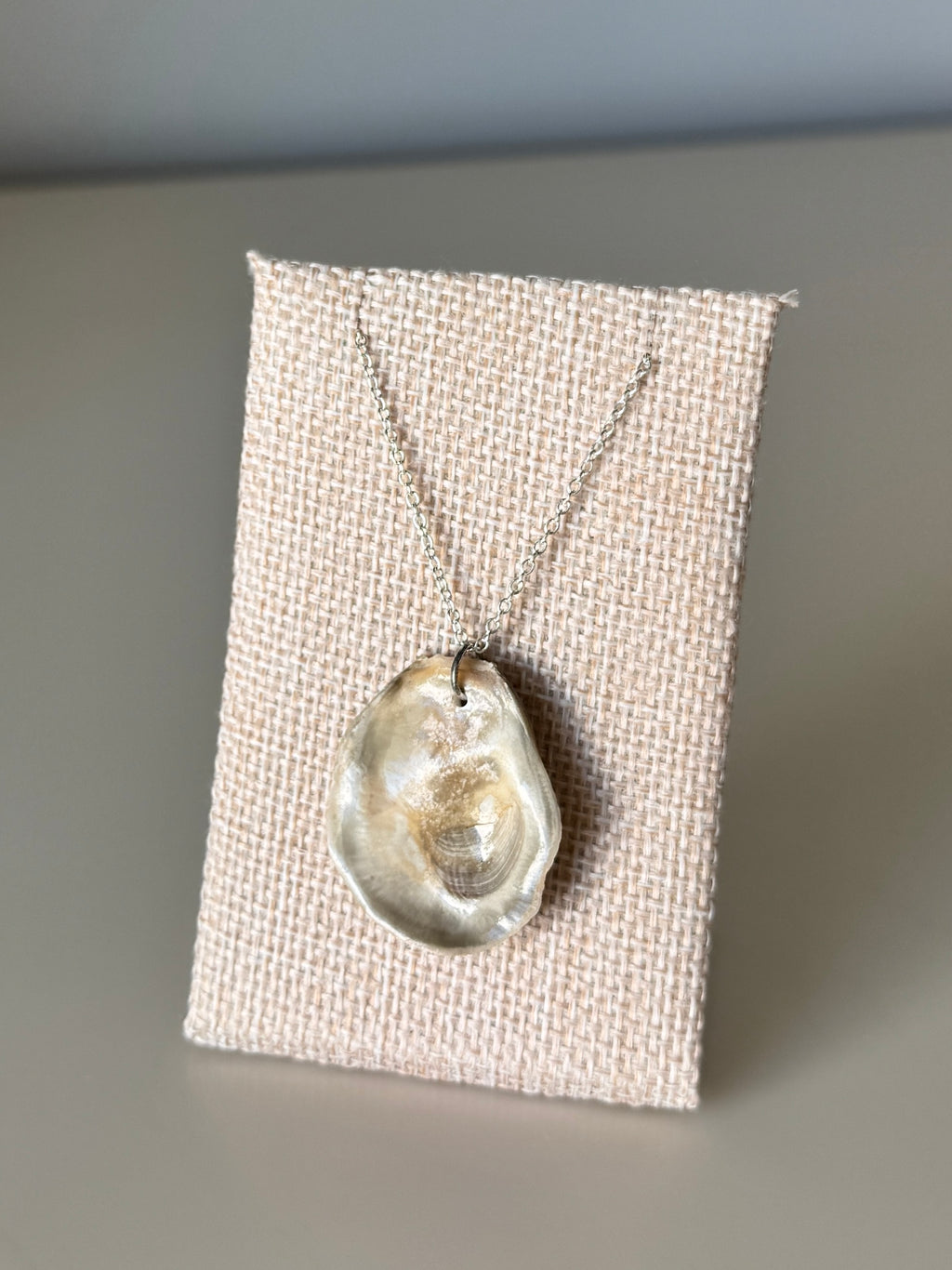 Ofelia Oyster Shell Necklace