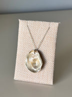 Ofelia Oyster Shell Necklace