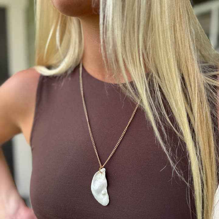 Oyster Shell Pendant Necklace