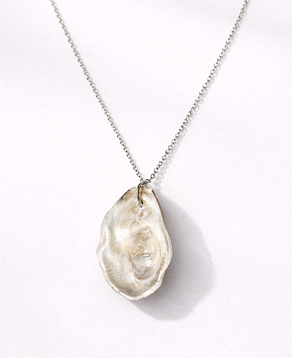 Ofelia Oyster Shell Necklace