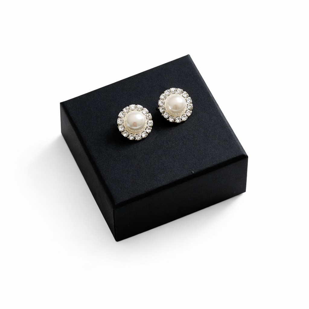 Cameron Pearl Studs