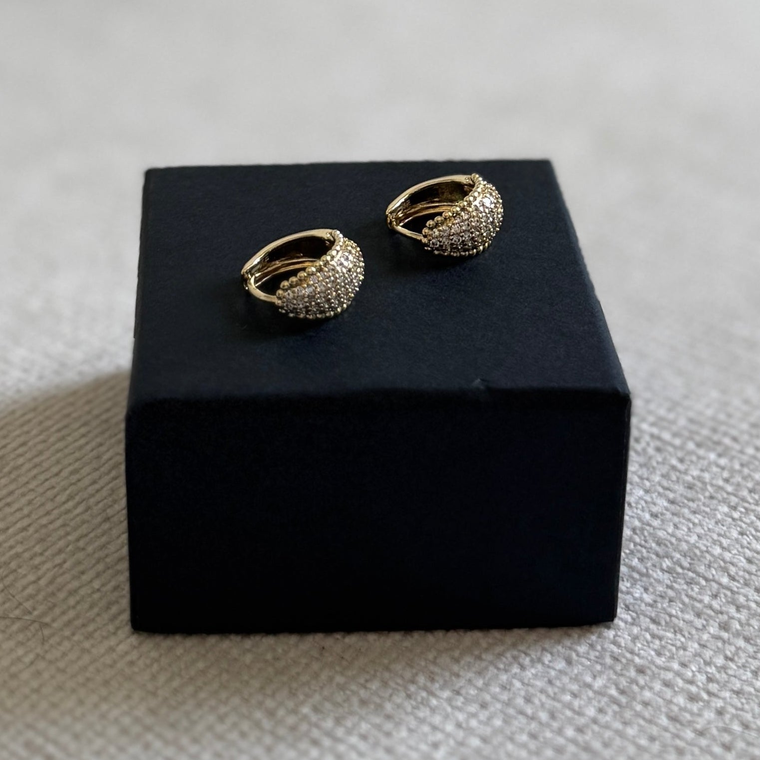 Daisy Diamond Hoops