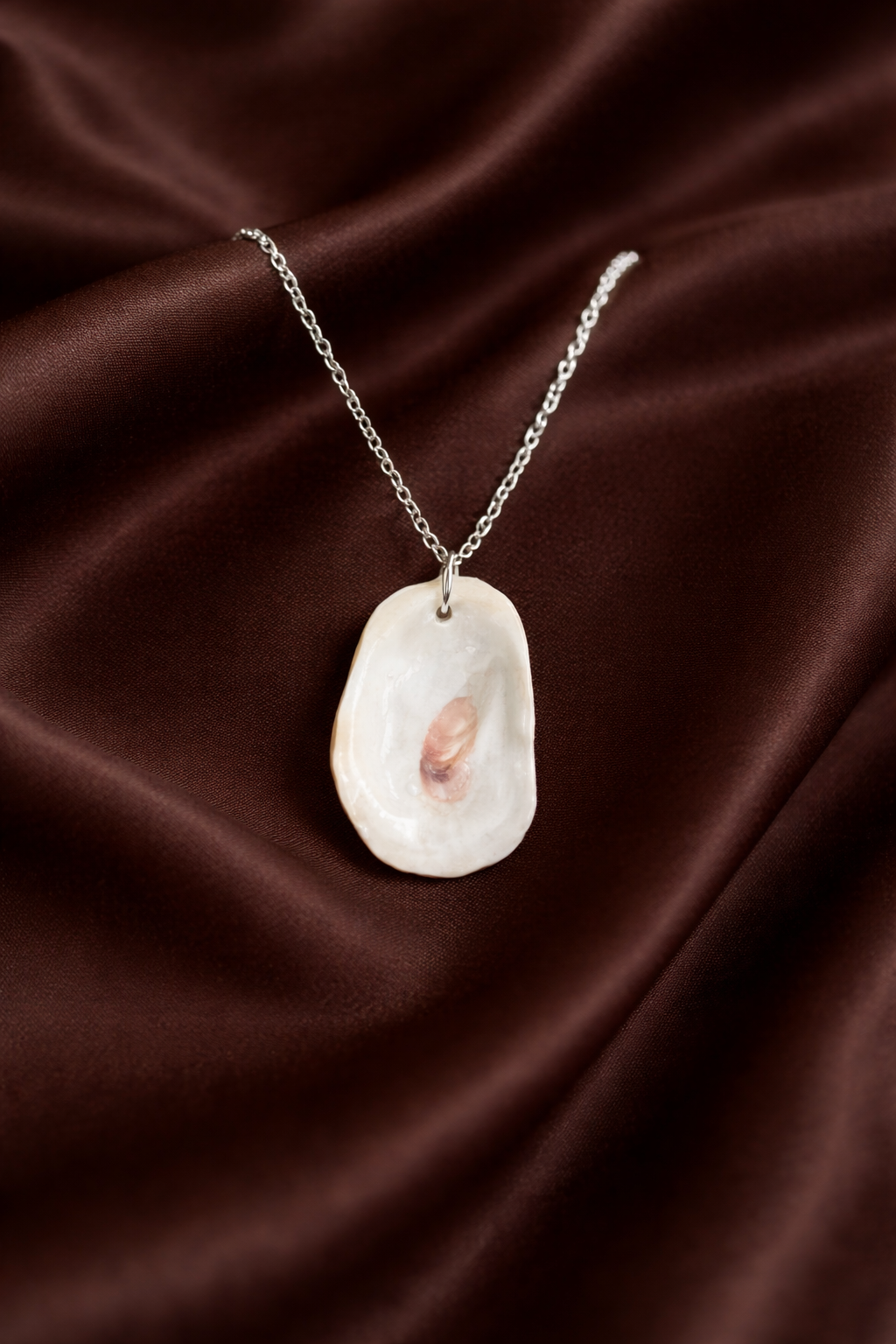 Wren Oyster Shell Necklace