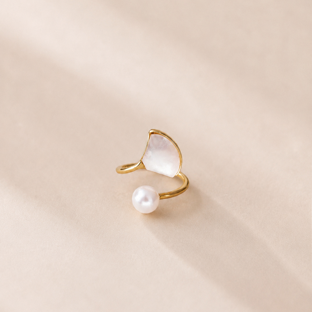Pearl Wrap Ring Adjustable