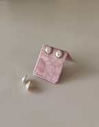 Cameron Pearl Studs