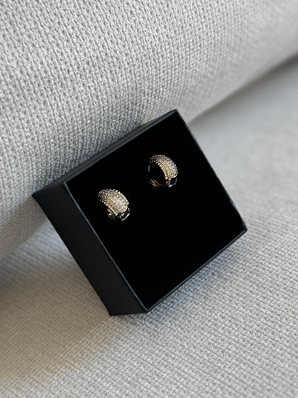 Daisy Diamond Hoops
