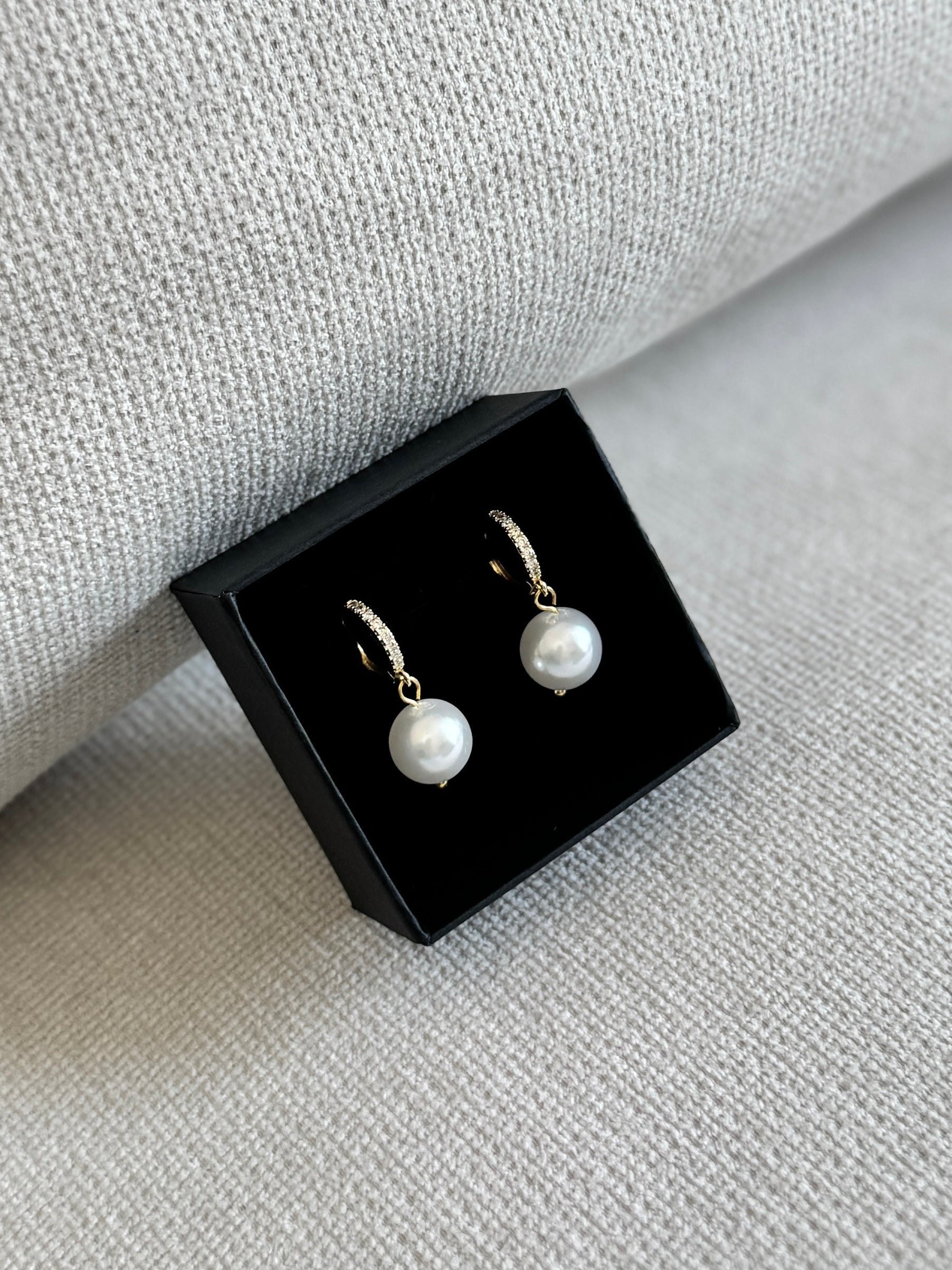 Ivy Pearl Earrings
