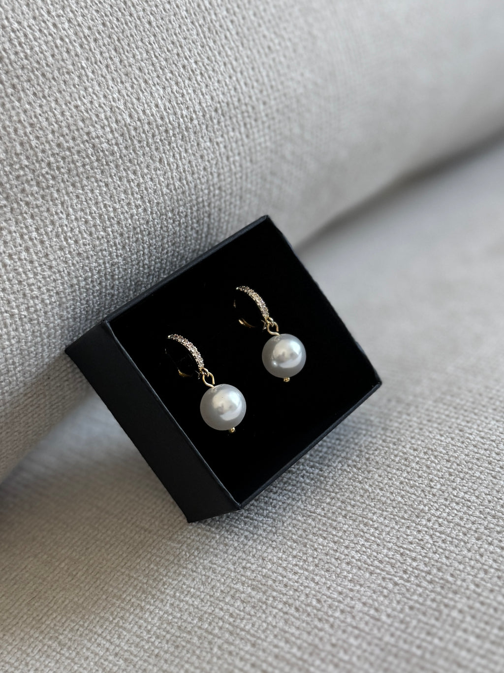 Ivy Pearl Earrings