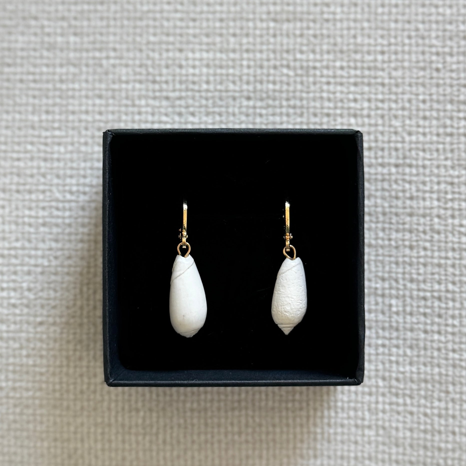 Olive Hoop Earrings - Ostella