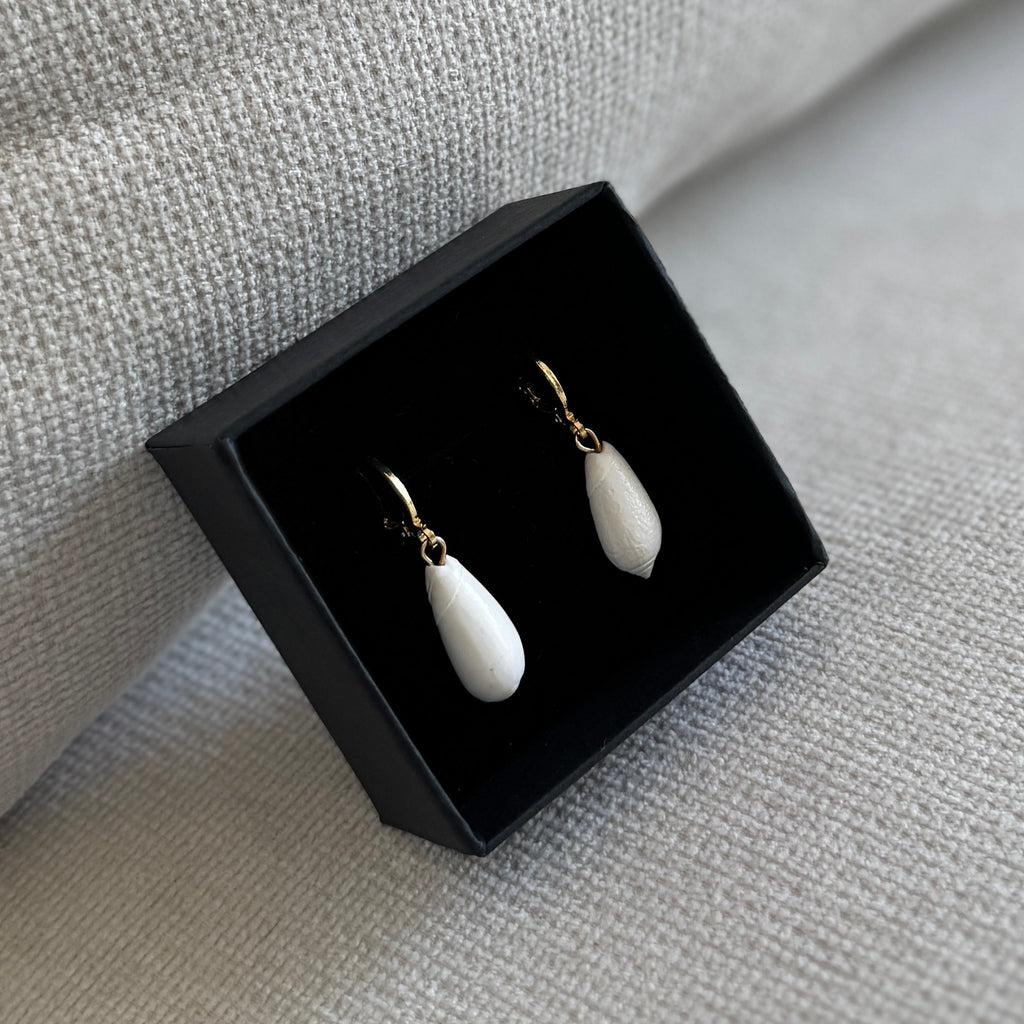 Olive Hoop Earrings - Ostella