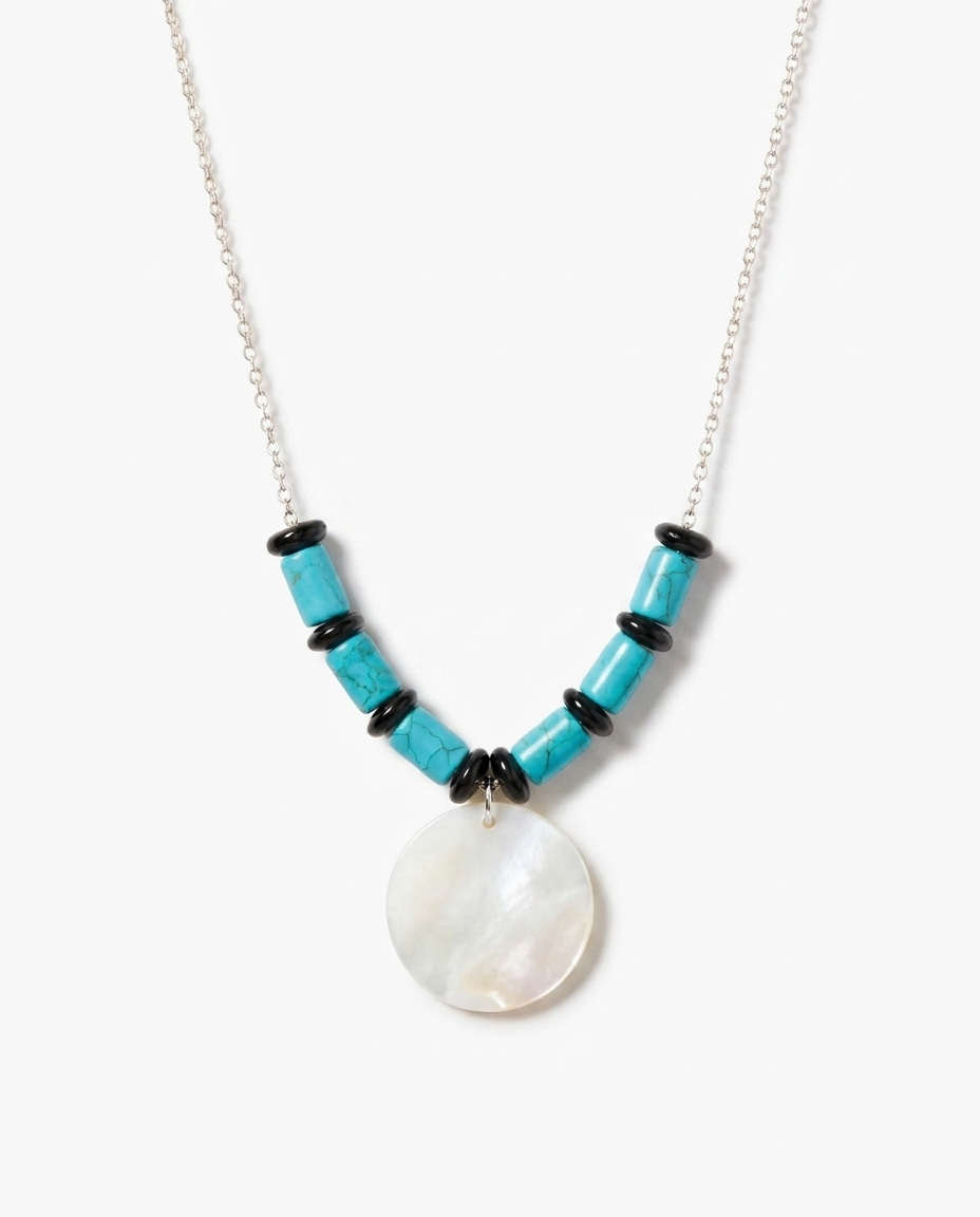Perry Pendant Necklace