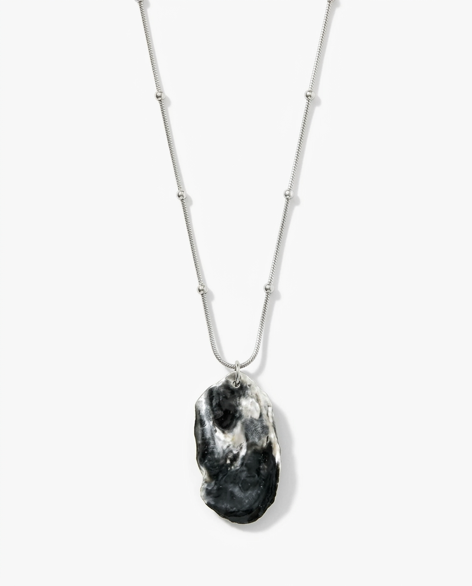 Vienna Pendant Necklace