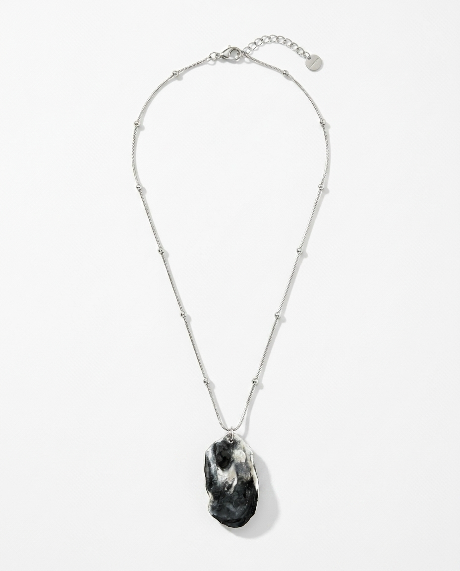 Vienna Pendant Necklace