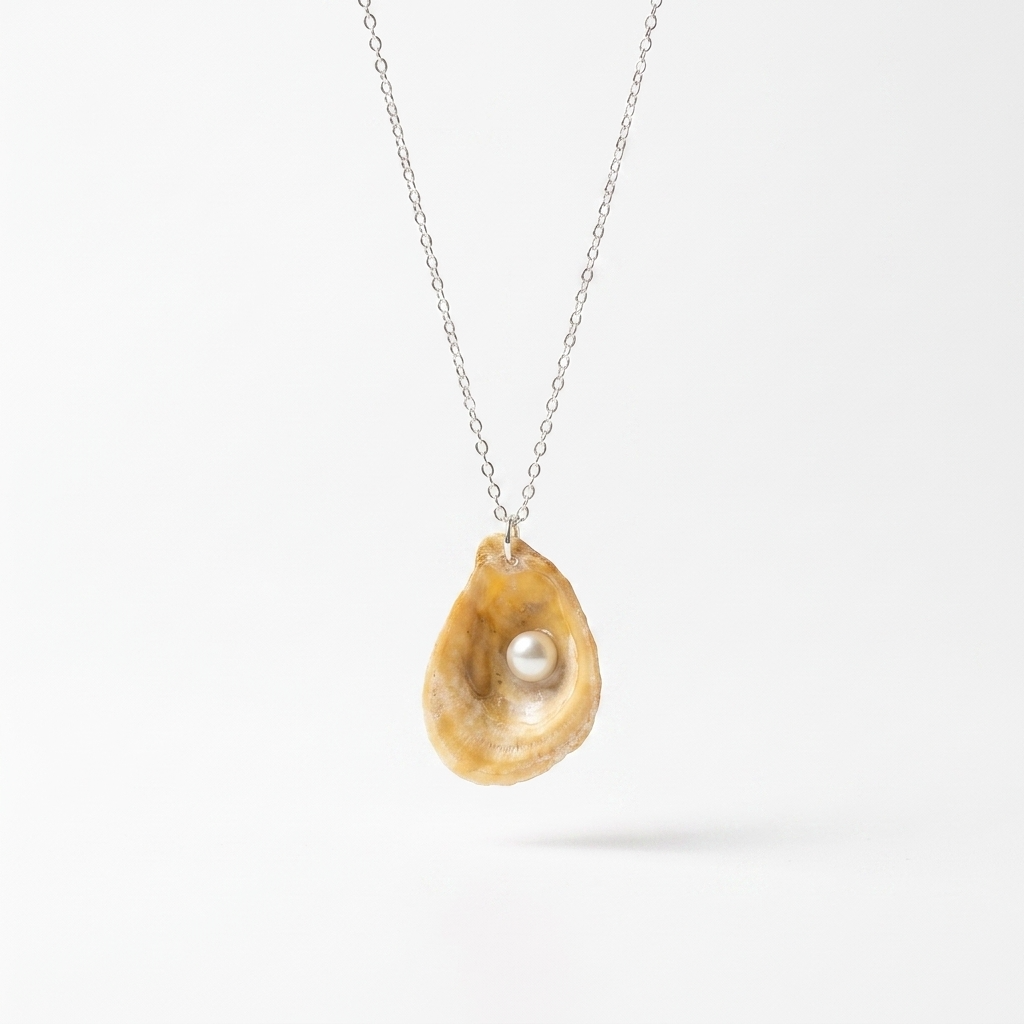 Taryn Pendant Necklace