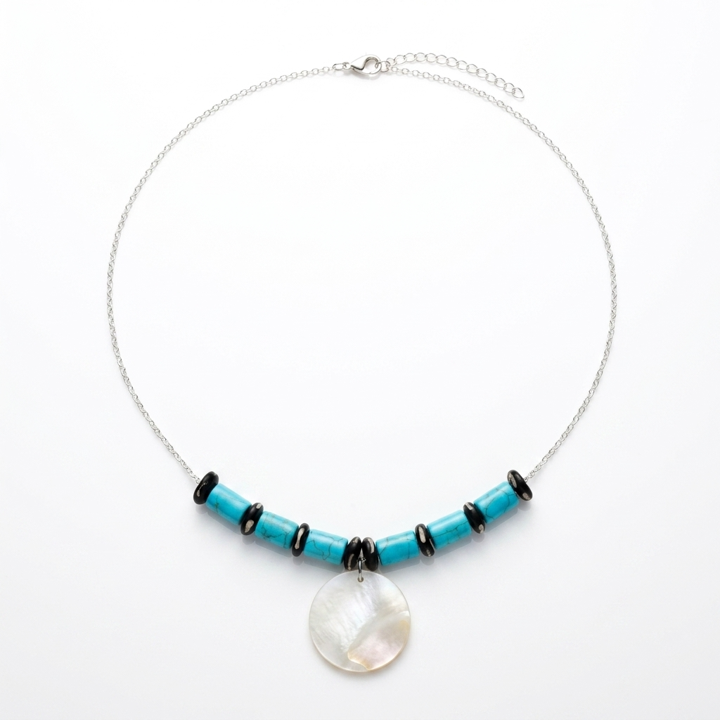 Perry Pendant Necklace